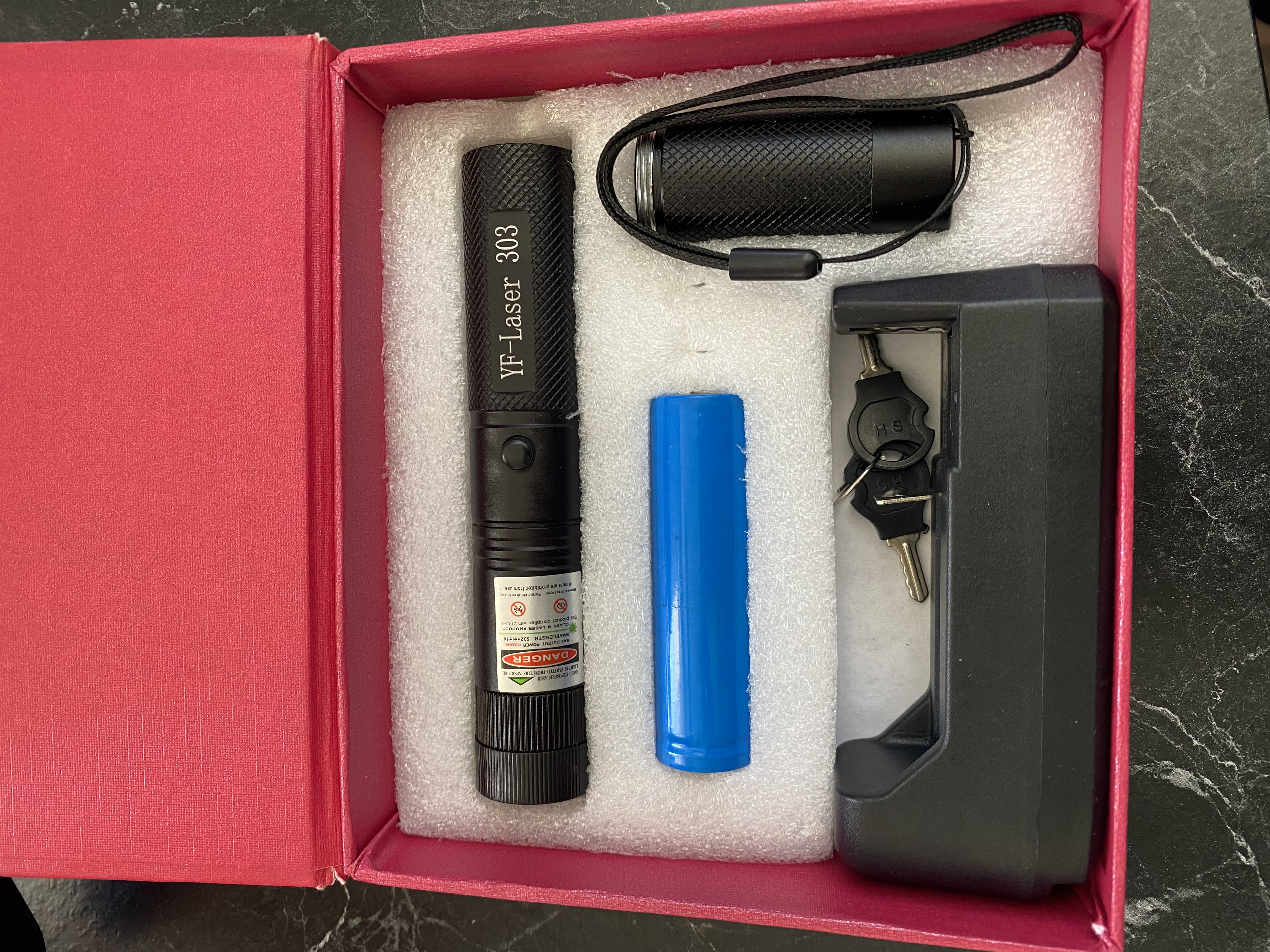 Yeşil lazer  YF 303